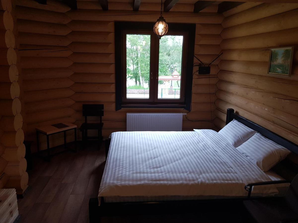 Загородный Комплекс Fort Pirnov Park Pirnove Extérieur photo