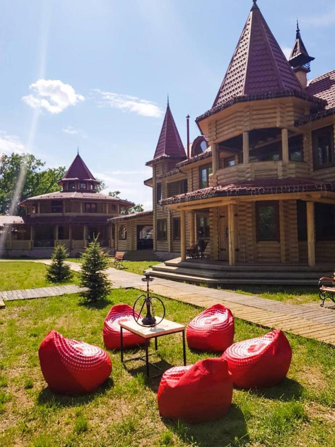 Загородный Комплекс Fort Pirnov Park Pirnove Extérieur photo