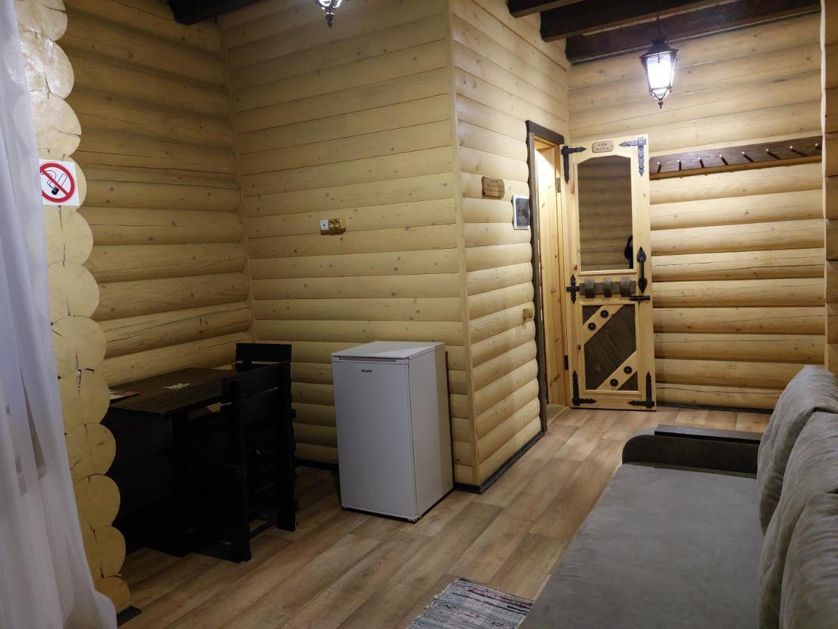 Загородный Комплекс Fort Pirnov Park Pirnove Extérieur photo