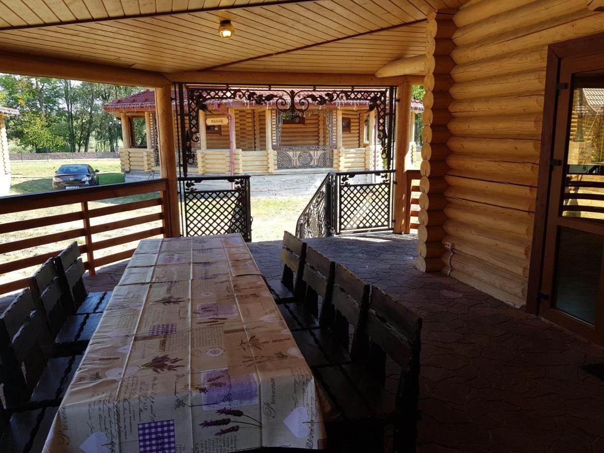 Загородный Комплекс Fort Pirnov Park Pirnove Extérieur photo