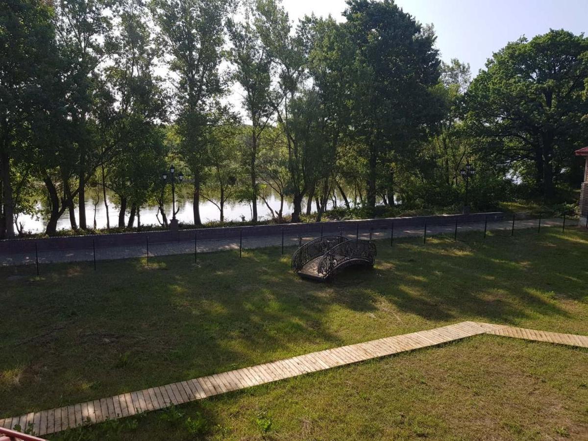 Загородный Комплекс Fort Pirnov Park Pirnove Extérieur photo